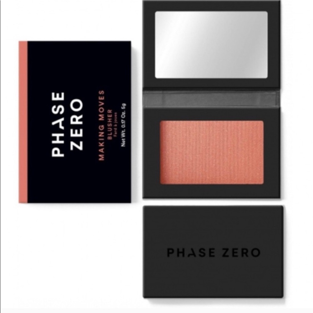 NWOT Phase Zero Blusher